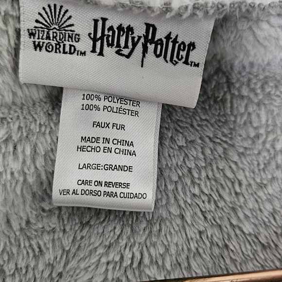 Warner Bros. Gray Owl Pattern Men's Sweater - Picture 4 of 4